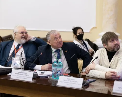 Участники форума